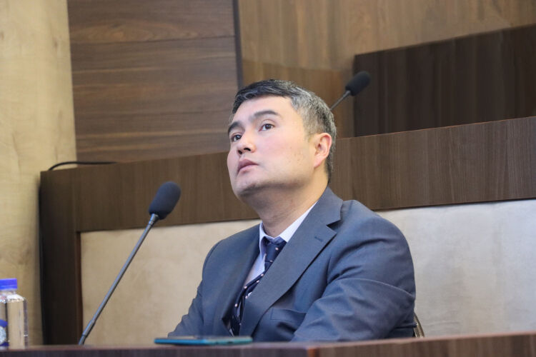 организаторов