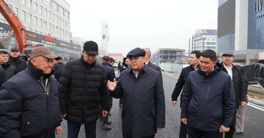 Ташиев потребовал демонтировать конструкции у&nbsp;ЦУМа, сужающие проезжую часть 