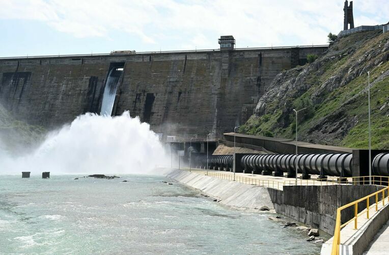 Архивден алынды