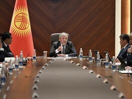 Глава кабмина Кыргызстана призвал усилить сдерживание роста цен на&nbsp;соцтовары 