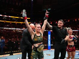 Турнир UFC 322: кыргызстанка Валентина Шевченко разгромила Вейли Чжан 