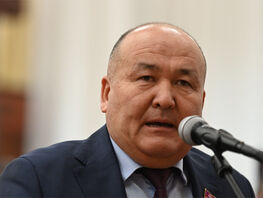 Мэр Оша обвинил двух экс-депутатов в&nbsp;неуплате 14&nbsp;миллионов сомов за&nbsp;аренду 