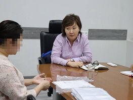 Акыйкатчы: &laquo;Казакстанда эки кыргызстандык эже-сиңди күч менен кармалган&raquo; 