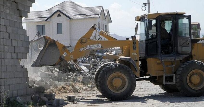 Скандальный снос домов в&nbsp;Кок-Жаре&nbsp;&mdash; государству вернули землю 