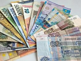 Рубль и&nbsp;тенге дорожают, юань бьет годовые рекорды. Курс валют на&nbsp;1&nbsp;декабря 