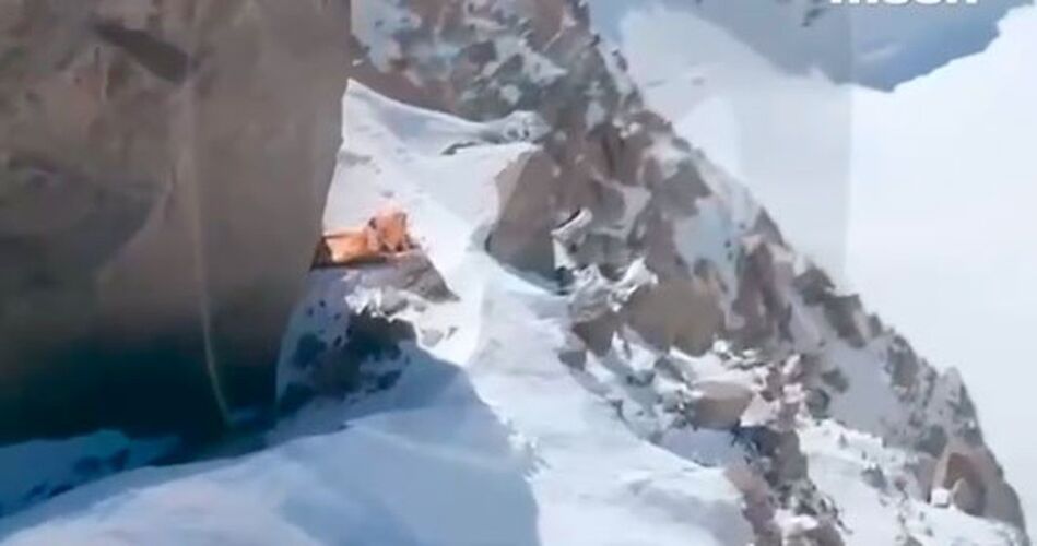 скриншота с видеозаписи дрона