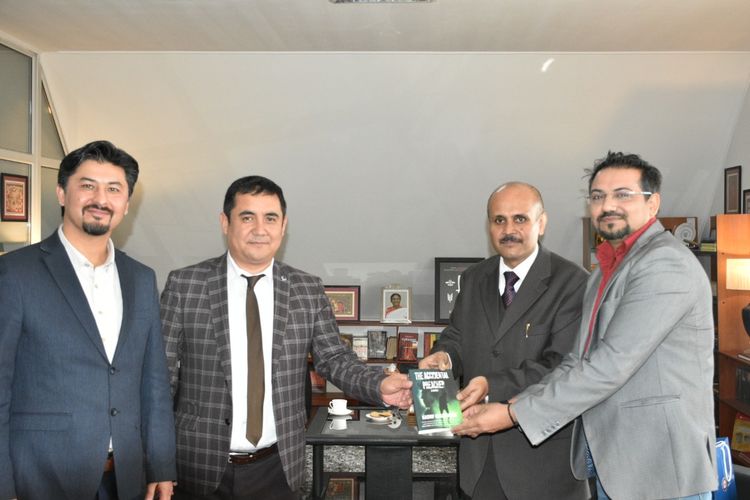 из архива Кашифа Хасана Хана