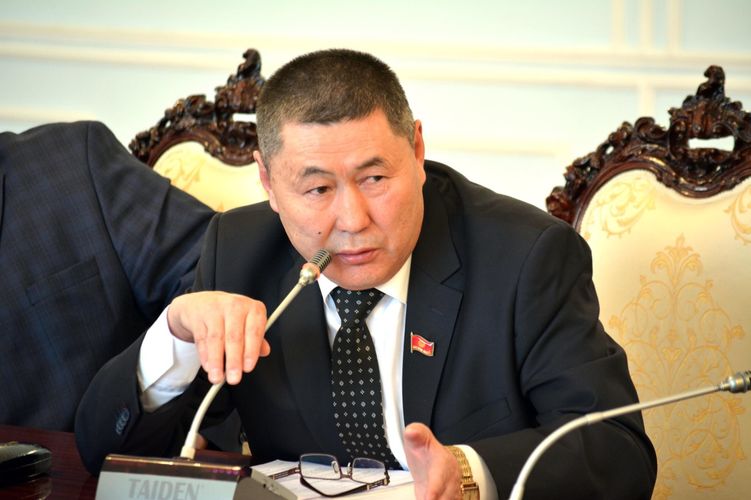 из Интернета