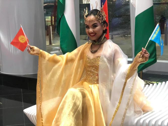 Гүлзат Мамытбектин жеке архивинен алынды